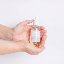 Load image into Gallery viewer, Arnica Ease Muscle Massage Oil